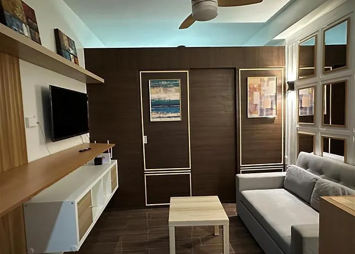 Affordable Ayala Makati 1br Apartment *